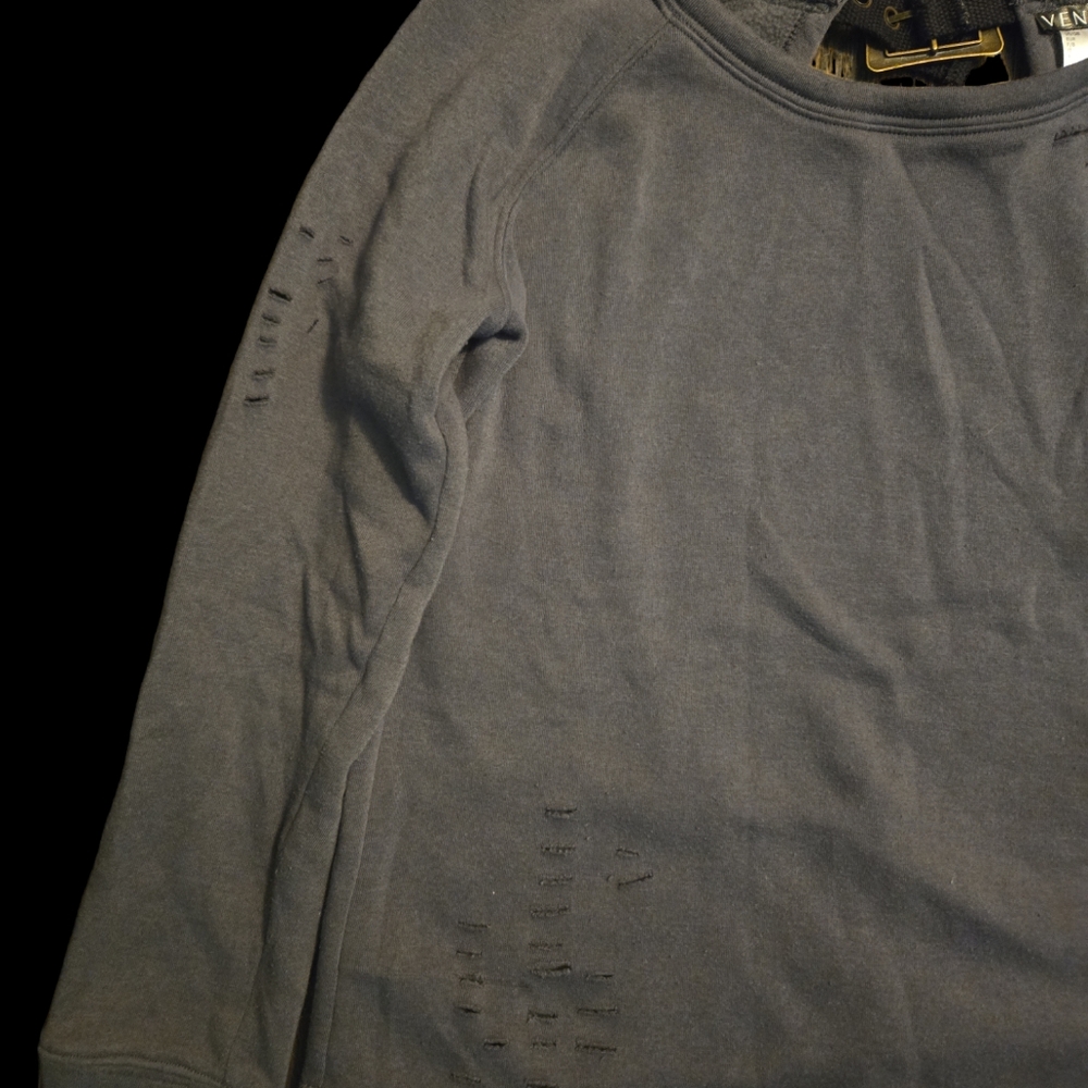 VENUS Sweatshirt - Picture 3 of 8
